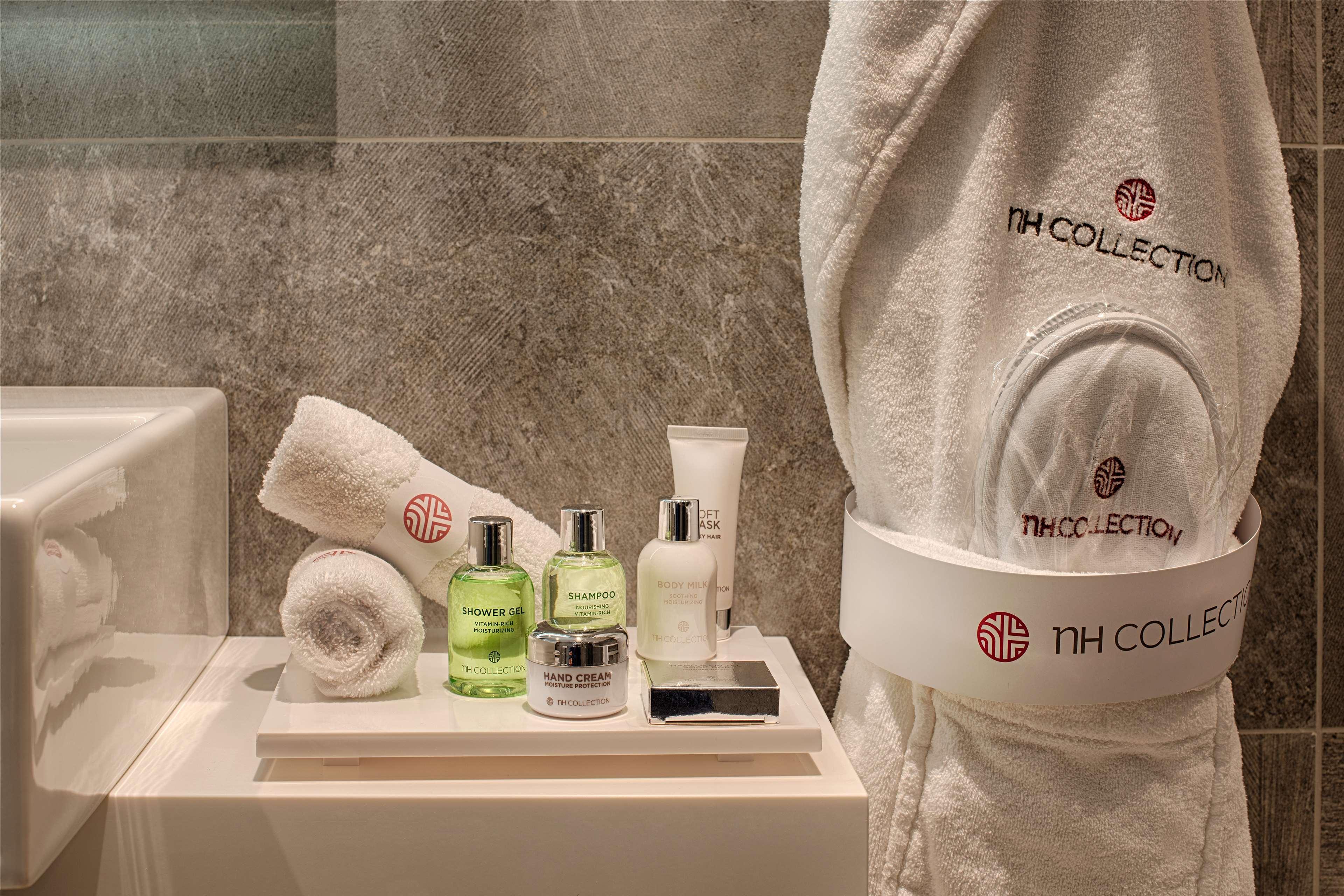 Nh Collection Bogota Royal Teleport Hotell Exteriör bild