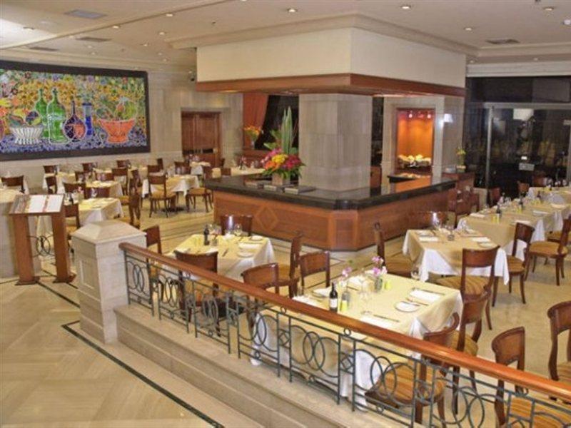 Nh Collection Bogota Royal Teleport Hotell Exteriör bild
