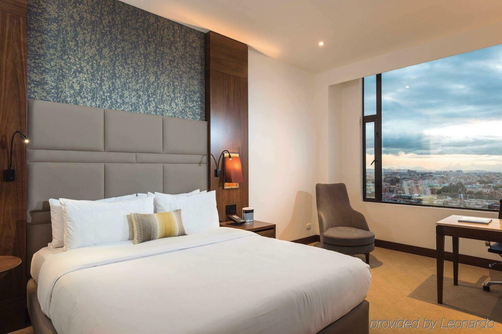 Nh Collection Bogota Royal Teleport Hotell Exteriör bild